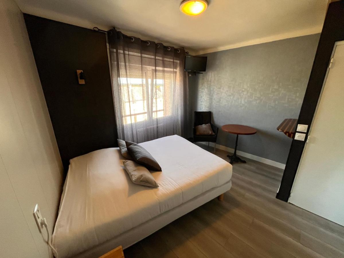 Hotel Des Iles Theix ภายนอก รูปภาพ